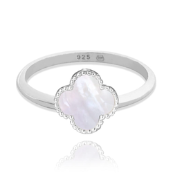 MINET Stříbrný prsten čtyřlístek s bílou perletí