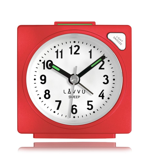 LAVVU LAS3047 - Červený budík SWEEP s plynulým chodem - 3 ROKY ZÁRUKA!