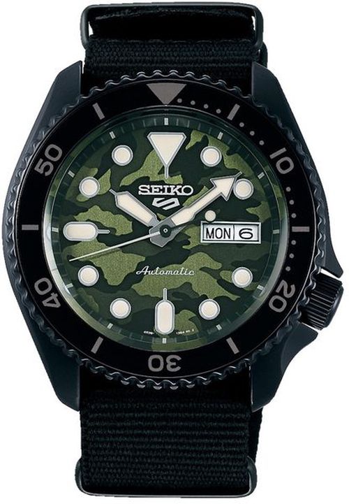 Seiko 5 Sports SKX Camouflage Street Style SRPJ37K1